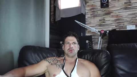 Bigboyband online show from 10-23-25, 03:33