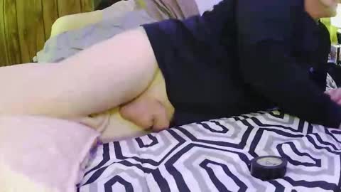 Snapshot of bigboytoy_12 chatting on 02-02-26, 02:43 L e g a l S t u f f Any UNAUTHORIZED use of this profile video pictures or audio in any form or in a forum now or in the fu online show from 02-02-26, 02:43