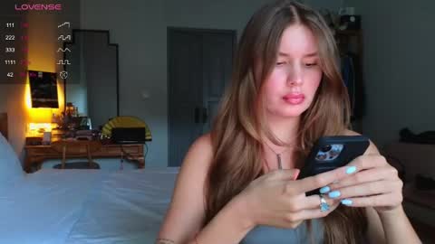 Snapshot of bigbrainbaddie chatting on 06-06-26, 05:45 online show from 06-06-26, 05:45
