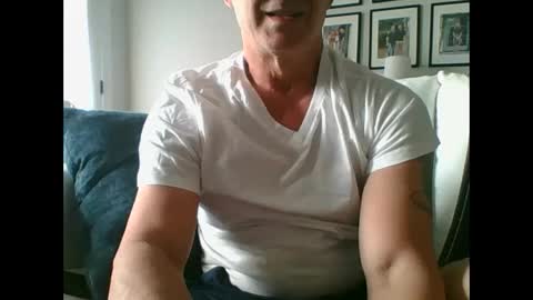 Snapshot of bigbravo337 chatting on 11-09-25, 03:10 bigbravo337 online show from 11-09-25, 03:10