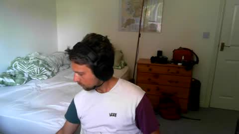 Big Brit online show from 06-25-26, 12:31