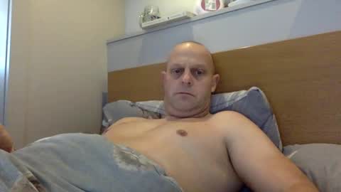 Snapshot of bigbumlover2377 chatting on 02-14-25, 09:34 bigbumlover2377 online show from 02-14-25, 09:34