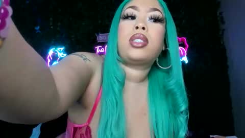 Snapshot of bigbuttsarena chatting on 02-17-26, 08:22 bigbuttsarena online show from 02-17-26, 08:22