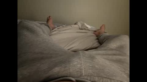 Snapshot of bigcanuck35 chatting on 11-08-25, 04:01 bigcanuck35 online show from 11-08-25, 04:01