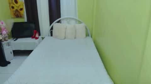 Snapshot of bigcock_kerbzz chatting on 10-05-25, 01:20 bigcock_kerbzz online show from 10-05-25, 01:20