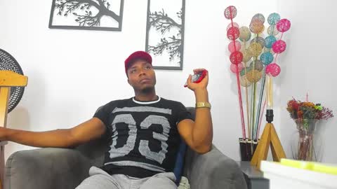 Snapshot of bigcock_latin01 chatting on 03-11-25, 02:32 sexy muscle online show from 03-11-25, 02:32