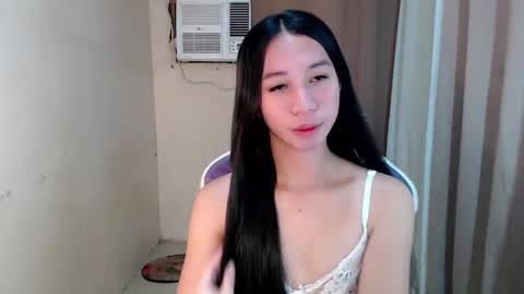 Snapshot of bigcock_luna chatting on 05-20-26, 02:07 Joyce online show from 05-20-26, 02:07