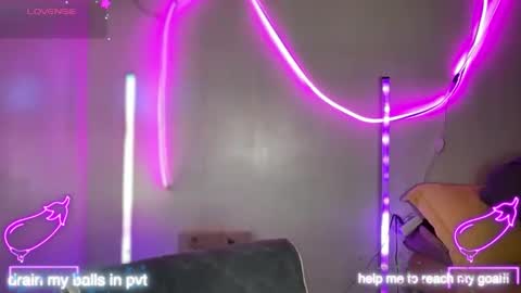 queen amanda online show from 04-01-26, 05:08