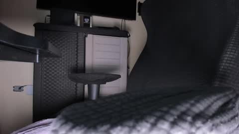 bigcockk23 online show from 02-04-25, 04:50