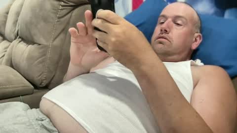 Snapshot of bigcocksuckingslut chatting on 06-12-26, 01:43 bigcocksuckingslut online show from 06-12-26, 01:43