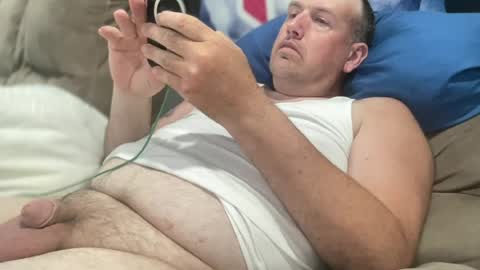 Snapshot of bigcocksuckingslut chatting on 06-27-26, 06:24 bigcocksuckingslut online show from 06-27-26, 06:24