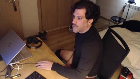 Snapshot of bigcok35spain chatting on 01-10-26, 08:43 bigcok35spain online show from 01-10-26, 08:43