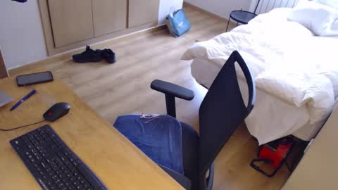 Snapshot of bigcok35spain chatting on 03-08-26, 10:30 bigcok35spain online show from 03-08-26, 10:30