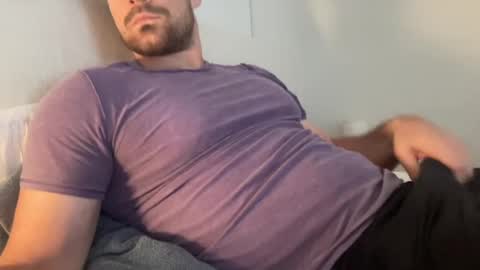 Snapshot of bigcollegecock69690 chatting on 09-29-25, 03:39 bigcollegecock69690 online show from 09-29-25, 03:39