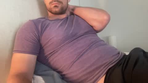 Snapshot of bigcollegecock69690 chatting on 10-17-25, 05:15 bigcollegecock69690 online show from 10-17-25, 05:15
