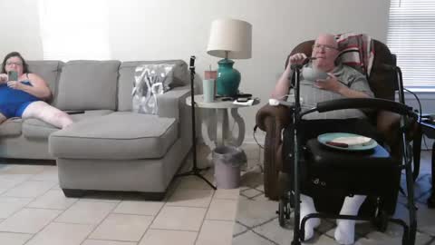 Snapshot of bigcraig123 chatting on 09-27-25, 12:10 Craig online show from 09-27-25, 12:10