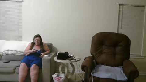 Snapshot of bigcraig123 chatting on 10-21-25, 10:27 Craig online show from 10-21-25, 10:27