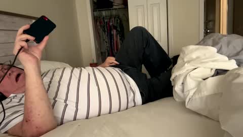 Snapshot of bigcraig123 chatting on 11-19-25, 06:41 Craig online show from 11-19-25, 06:41