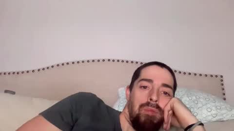 Snapshot of bigdaddy75333 chatting on 12-14-25, 03:01 bigdaddy75333 online show from 12-14-25, 03:01