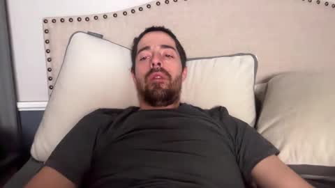 Snapshot of bigdaddy75333 chatting on 01-16-26, 01:15 bigdaddy75333 online show from 01-16-26, 01:15