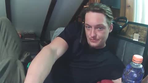 Snapshot of bigdaddycumz chatting on 10-30-25, 09:15 Bigdaddycumz online show from 10-30-25, 09:15