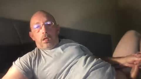 Snapshot of bigdaddydelight chatting on 11-15-25, 06:48 bigdaddydelight online show from 11-15-25, 06:48