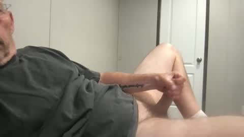 Snapshot of bigdaddydelight chatting on 04-25-26, 07:22 bigdaddydelight online show from 04-25-26, 07:22