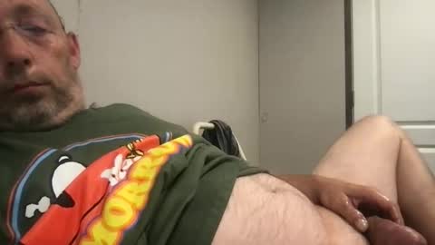 Snapshot of bigdaddydelight chatting on 05-14-26, 06:15 bigdaddydelight online show from 05-14-26, 06:15