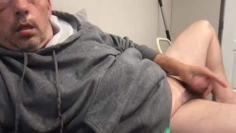 Snapshot of bigdaddydelight chatting on 05-25-26, 10:05 bigdaddydelight online show from 05-25-26, 10:05
