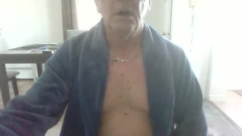 bigdeer581917471 online show from 05-24-26, 10:09