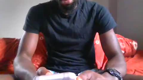 Snapshot of bigdickb917 chatting on 12-15-25, 04:33 Sir Big dick B online show from 12-15-25, 04:33