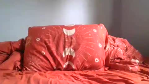 Snapshot of bigdickb917 chatting on 12-18-25, 06:14 Sir Big dick B online show from 12-18-25, 06:14