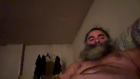 Snapshot of bigdickedbi chatting on 09-21-25, 03:52 Bearded Dad online show from 09-21-25, 03:52