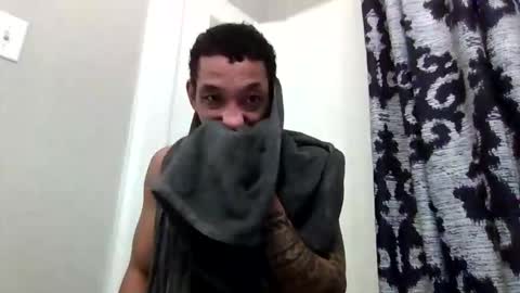 Snapshot of bigdickmarixxx chatting on 12-17-25, 11:22 bigdickmarixxx online show from 12-17-25, 11:22