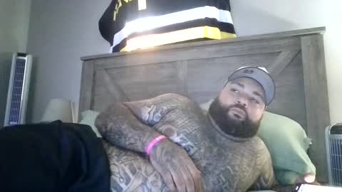 Snapshot of bigdickrican94 chatting on 10-10-25, 03:44 bigdickrican94 online show from 10-10-25, 03:44