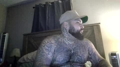 Snapshot of bigdickrican94 chatting on 12-15-25, 10:25 bigdickrican94 online show from 12-15-25, 10:25