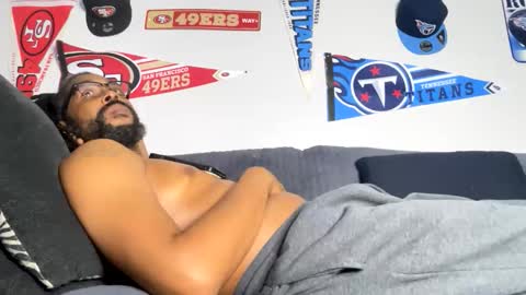 Snapshot of bigdinca chatting on 02-12-26, 12:27 bigdinca online show from 02-12-26, 12:27