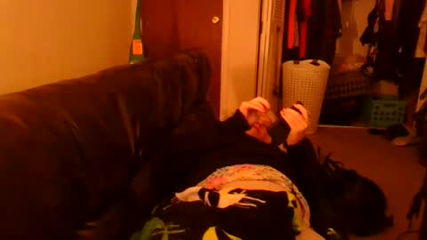 Madelyn online show from 12-03-25, 04:31