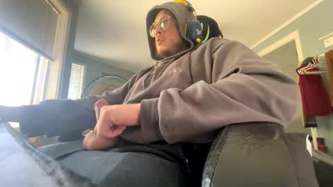 Snapshot of bigdom2k7 chatting on 04-10-26, 09:19 Bigdom1337 online show from 04-10-26, 09:19