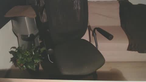 Snapshot of bigdutchenergy chatting on 04-05-26, 10:18 BigDutchEnergy online show from 04-05-26, 10:18