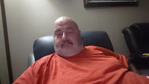 Snapshot of bigfuzzyteddybear chatting on 10-18-25, 04:26 bigfuzzyteddybear online show from 10-18-25, 04:26