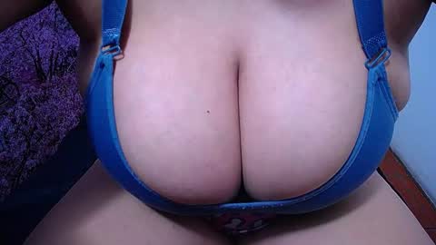  Sunny   online show from 11-14-25, 05:39