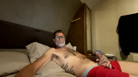 Snapshot of biggcock27 chatting on 09-27-25, 01:49 biggcock27 online show from 09-27-25, 01:49