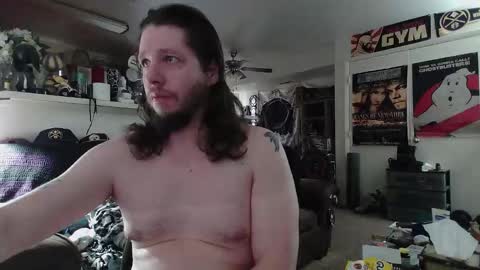 biggerisbetter21 online show from 12-22-25, 10:29