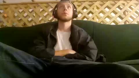 Snapshot of biggestboiiii chatting on 03-07-25, 03:19 biggestboiiii online show from 03-07-25, 03:19