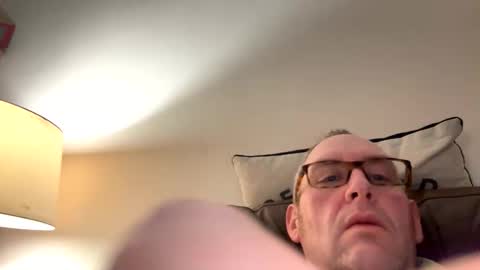 Snapshot of biggloves4bighands chatting on 02-05-26, 01:49 biggloves4bighands online show from 02-05-26, 01:49