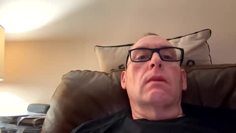 Snapshot of biggloves4bighands chatting on 03-04-26, 08:59 biggloves4bighands online show from 03-04-26, 08:59