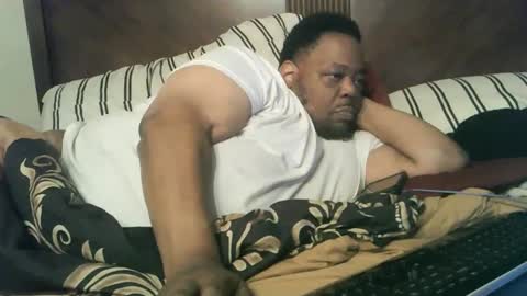 Snapshot of biggyscorpio chatting on 12-19-24, 07:51 biggyscorpio online show from 12-19-24, 07:51