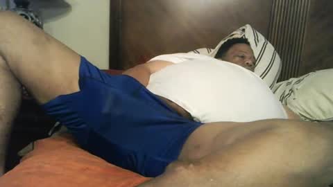 Snapshot of biggyscorpio chatting on 01-14-25, 04:04 biggyscorpio online show from 01-14-25, 04:04