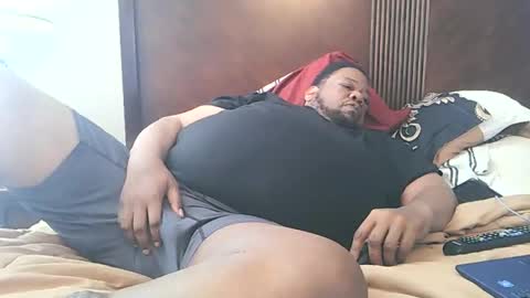 Snapshot of biggyscorpio chatting on 02-17-25, 07:31 biggyscorpio online show from 02-17-25, 07:31